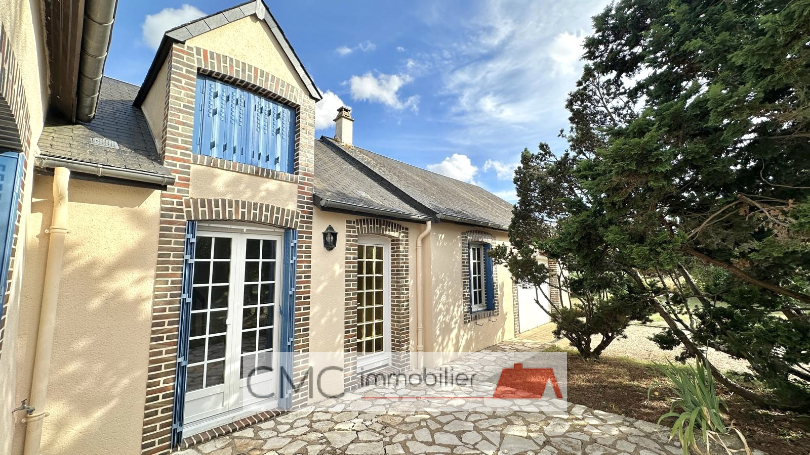 Meslay-le-Grenet, aux portes de Chartres